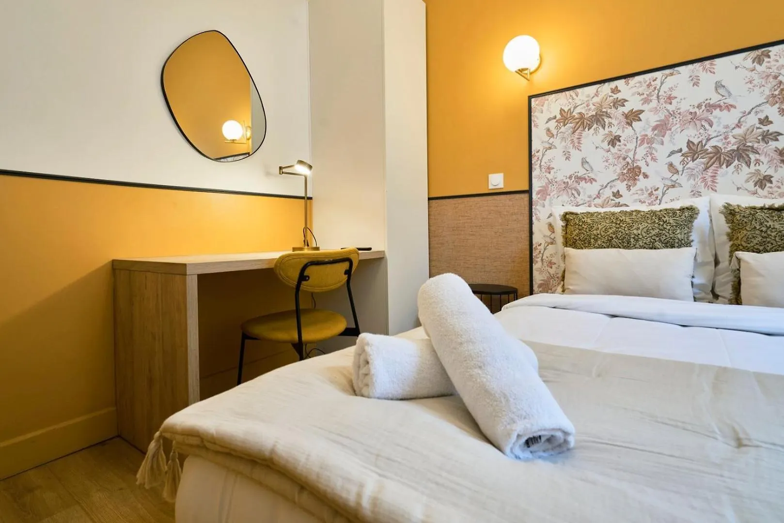 Maison 5 Chambres & 5 Sdb Proche Metro & Commerces Lila Сasa de vacaciones
