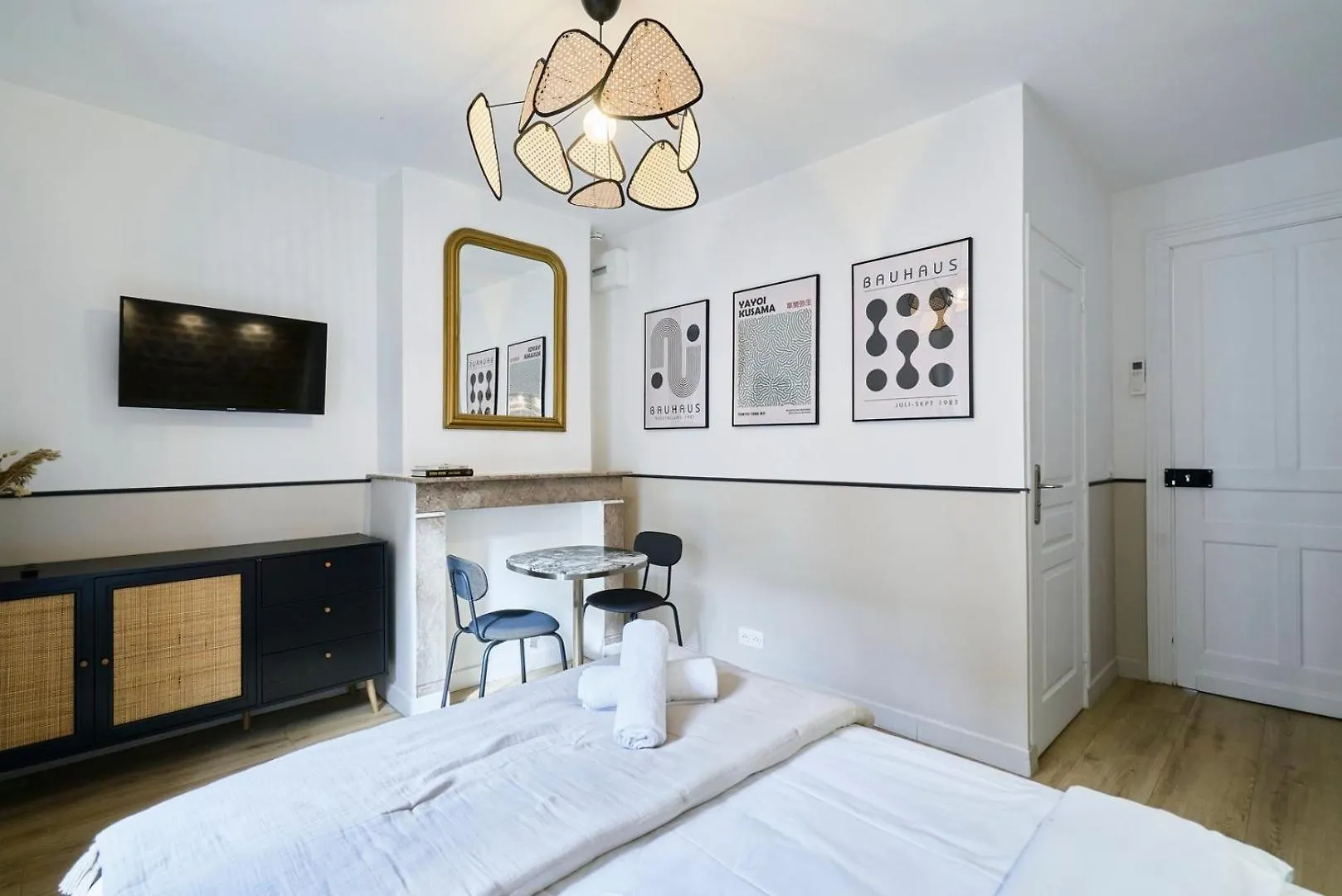 Maison 5 Chambres & 5 Sdb Proche Metro & Commerces Lila