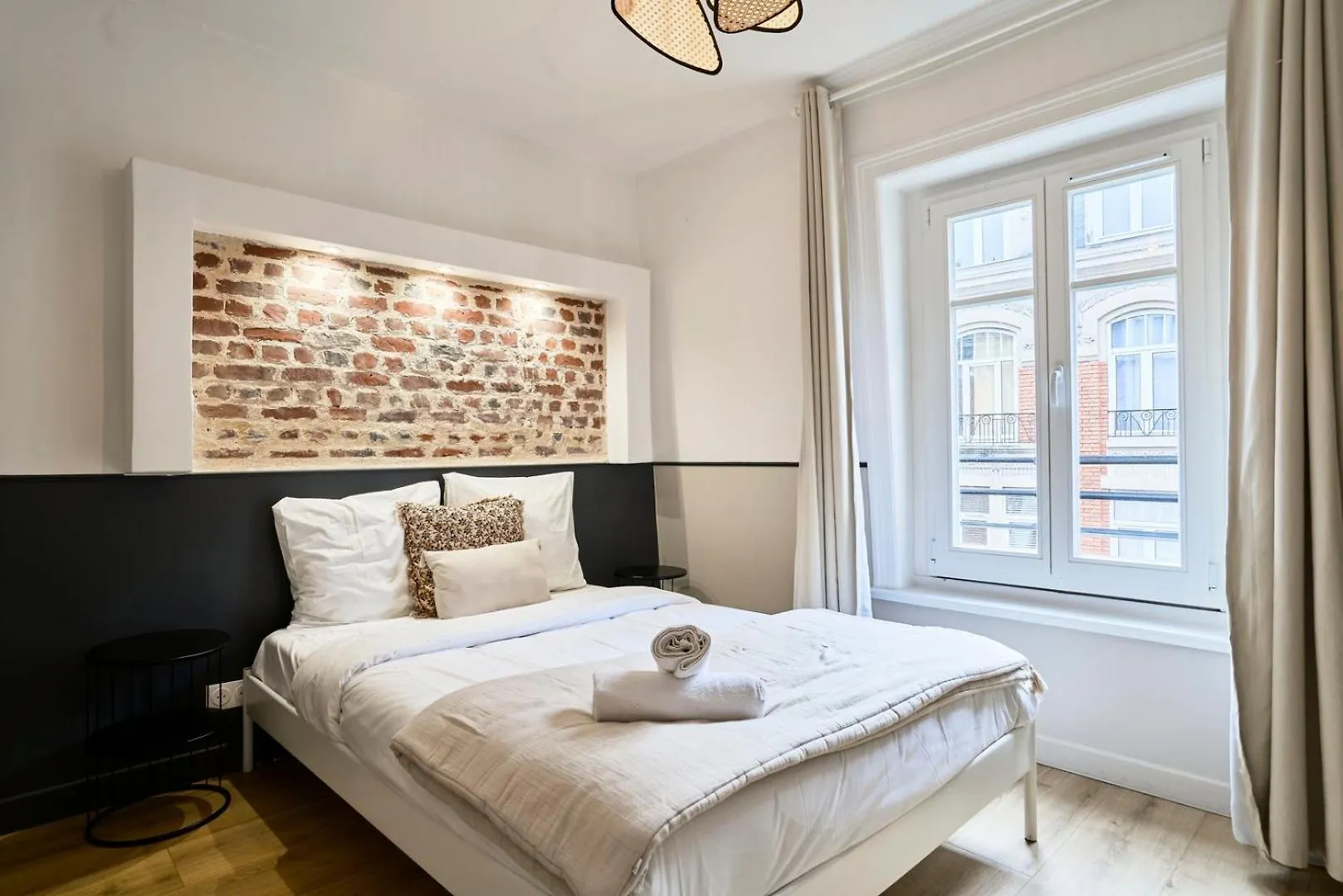 Сasa de vacaciones Maison 5 Chambres & 5 Sdb Proche Metro & Commerces Lila